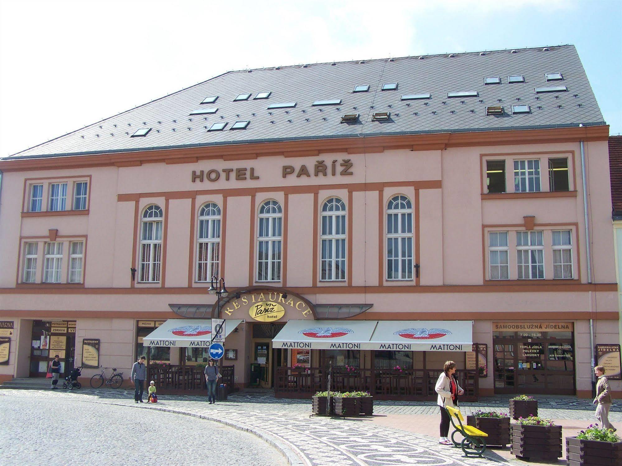 Hotel Pariz Jičín Esterno foto
